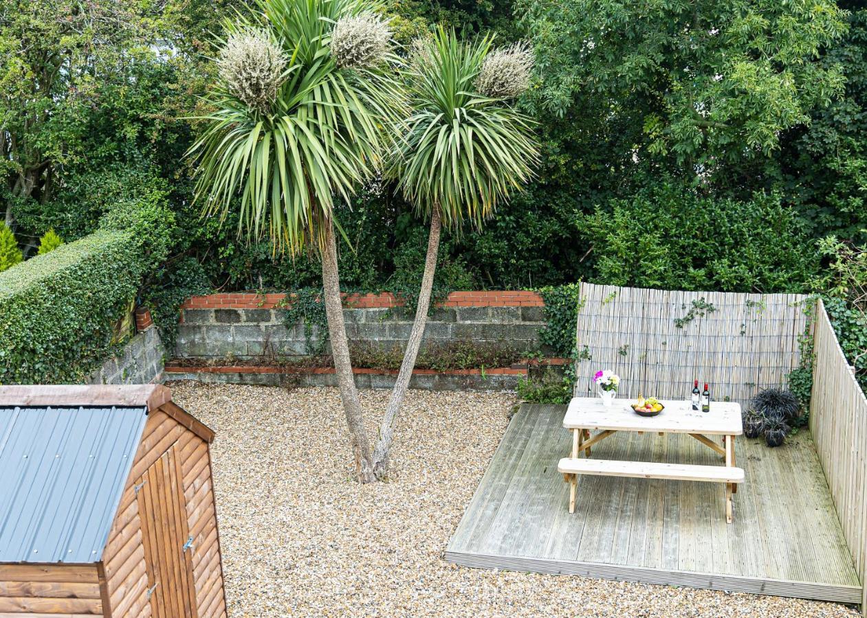 Entire Family Home , Large Rear Garden And Free Parking Belfast Eksteriør bilde